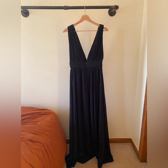 Lulus Dresses & Skirts - Lulu’s Black Deep V Maxi Dress